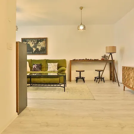 Апартаменти Ada Apartment 406 *