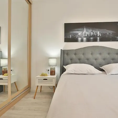 Ada Apartment 406 *